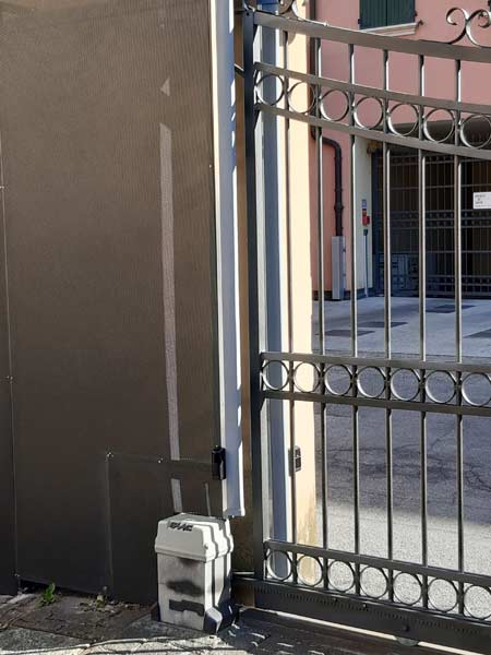 Sistemi di automazione per cancelli