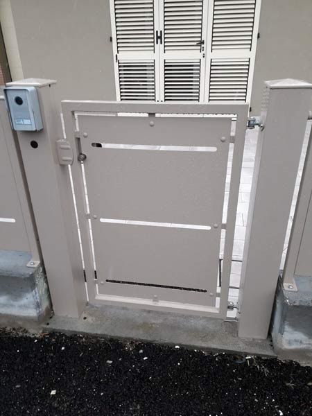 Sottoposti-a-sistemi-di-verniciatura-400x284.jpg